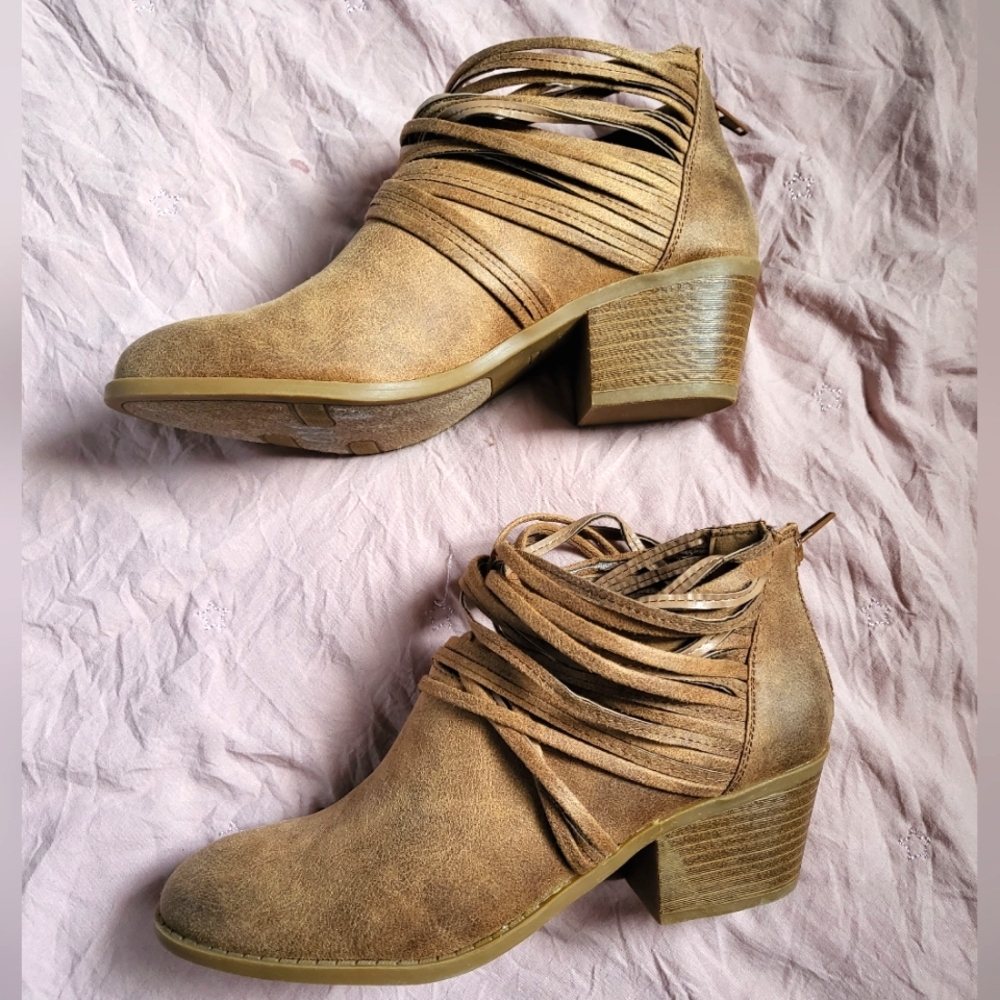 🌜Fergalicious Block Heel Ankle Boots